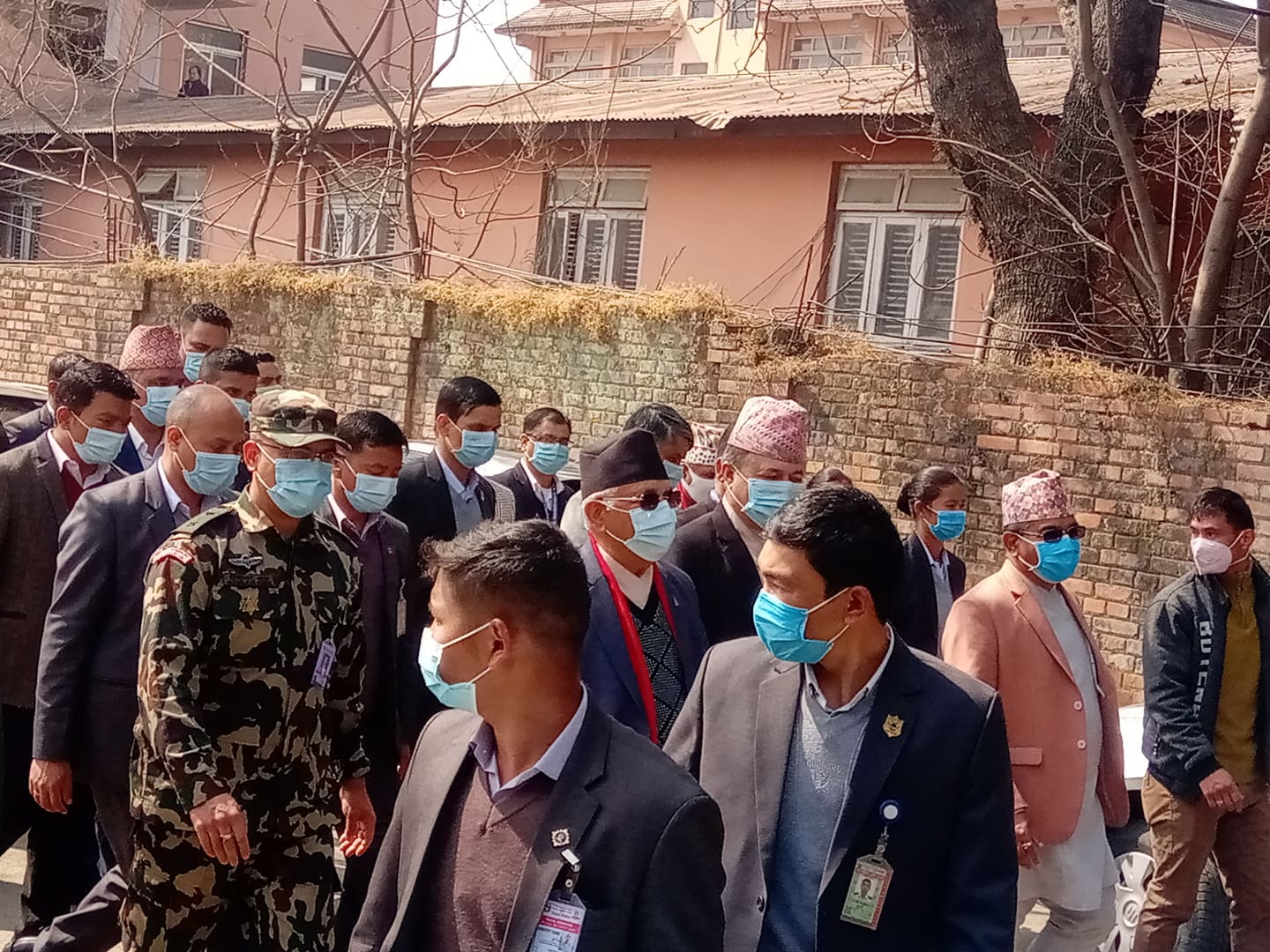 अवहेलना मुद्दा : प्रधानमन्त्री ओलीले सर्वोच्चलाई बुझाए लिखित जवाफ 